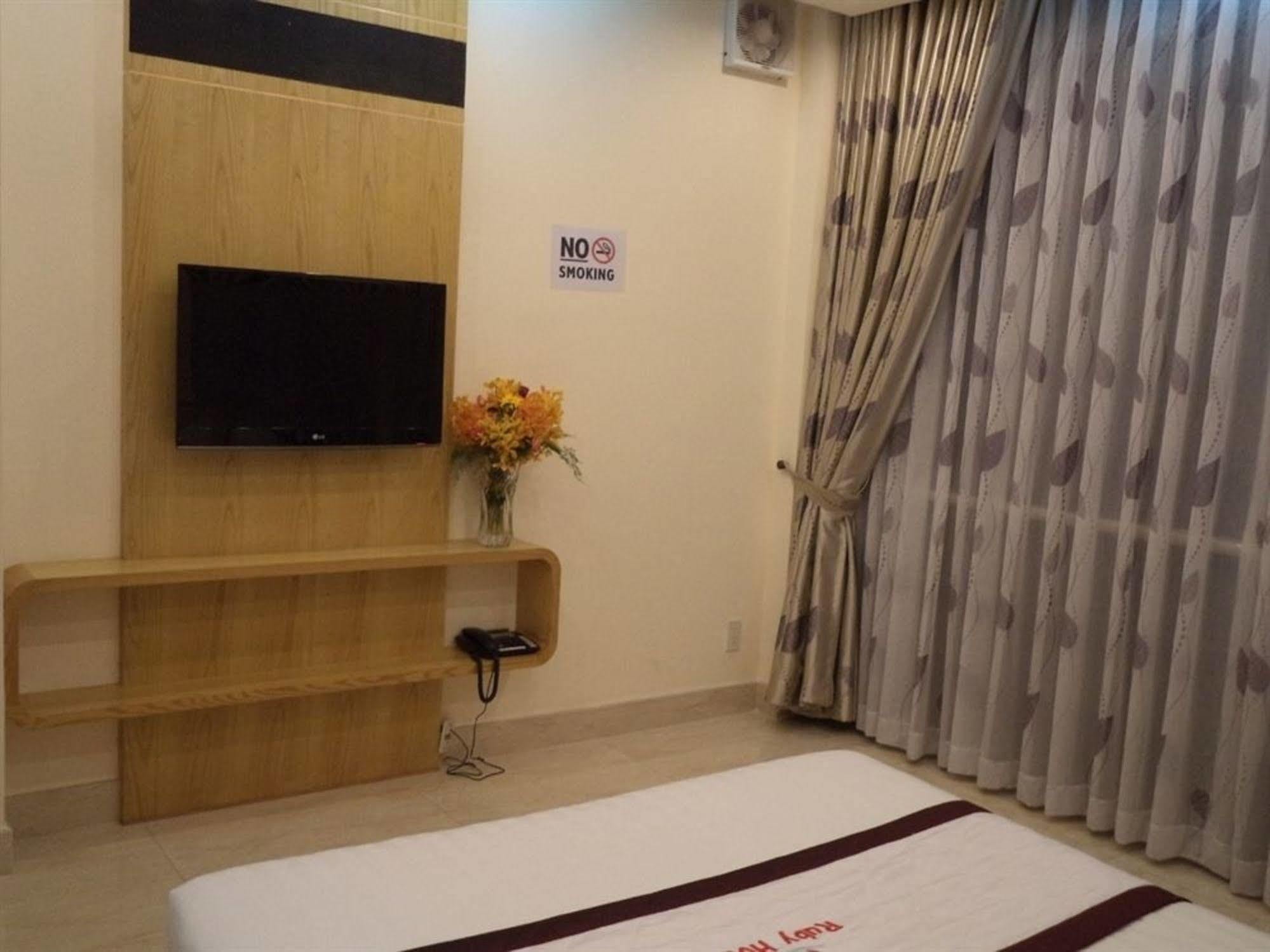 Ruby Hotel Ho Či Minovo Město Exteriér fotografie